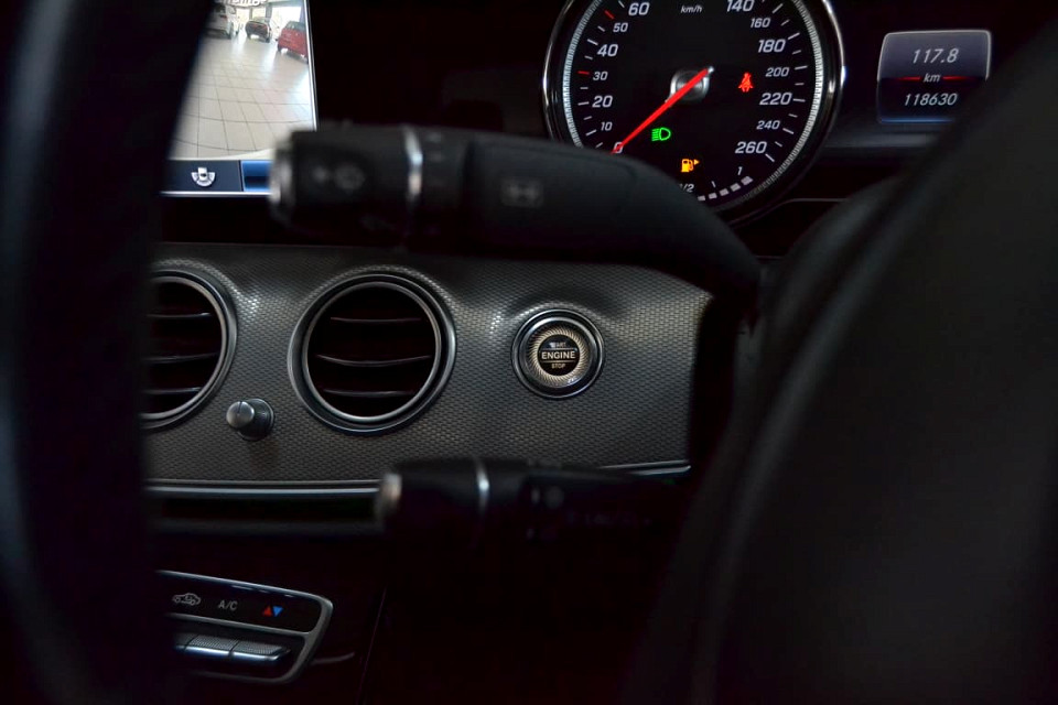 #BARGAIN+ SPORTY SEATS!!! | 2017 MERCEDES-BENZ E-CLASS SEDAN 200 9G-TRONIC id: 268330