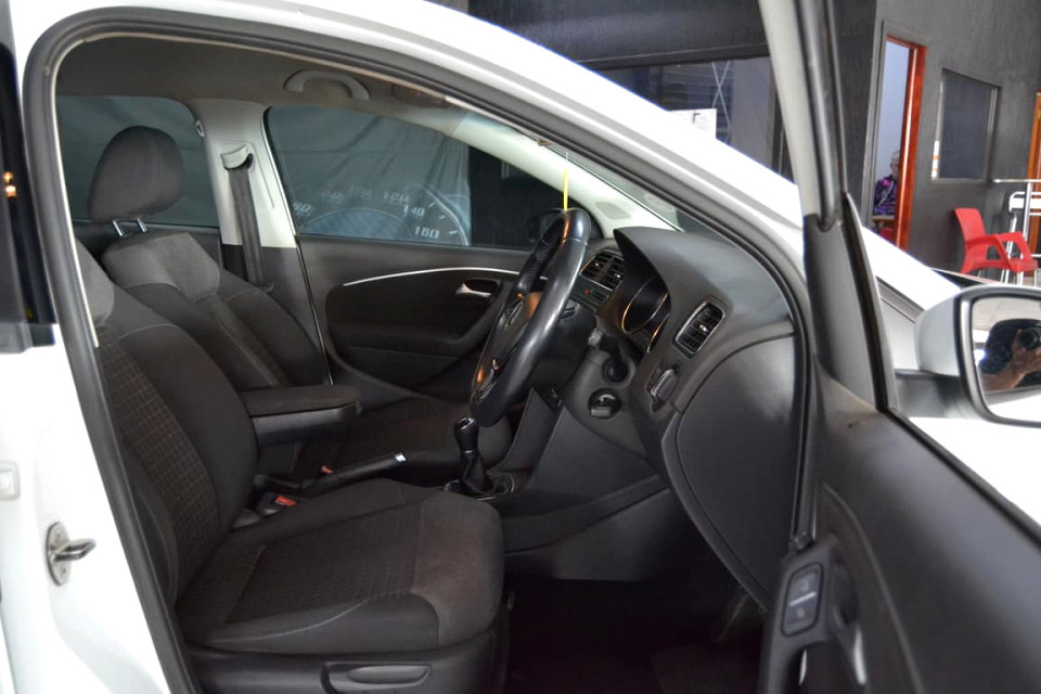 #GRAB THIS!!!| 2017 VOLKSWAGEN POLO 1.2 TSI COMFORTLINE id: 451410