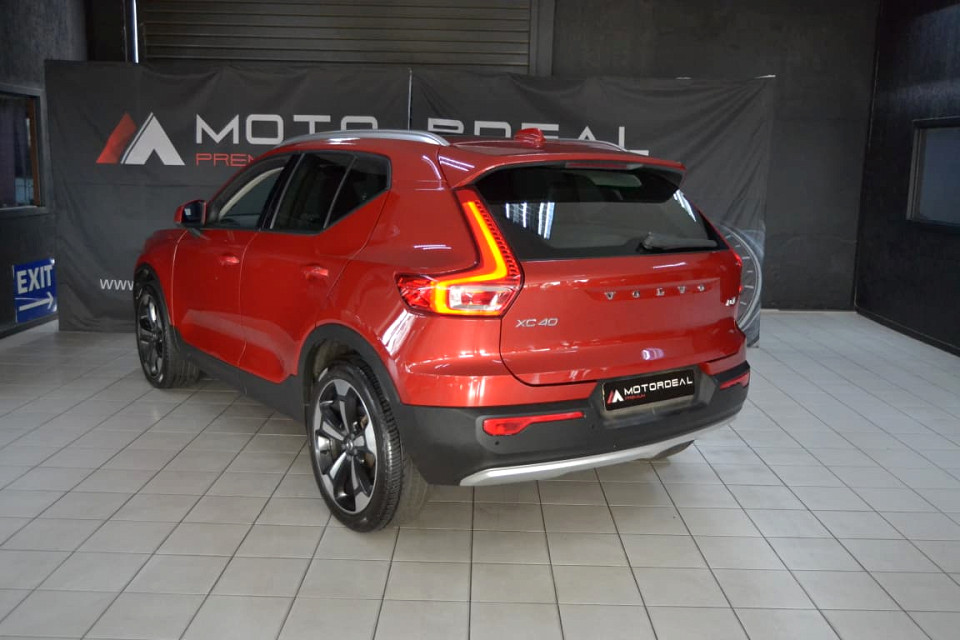 A WINNER SPORTY DIESEL!!!| 2018 VOLVO XC40 D4 MOMENTUM AWD GEARTRONIC id: 451844
