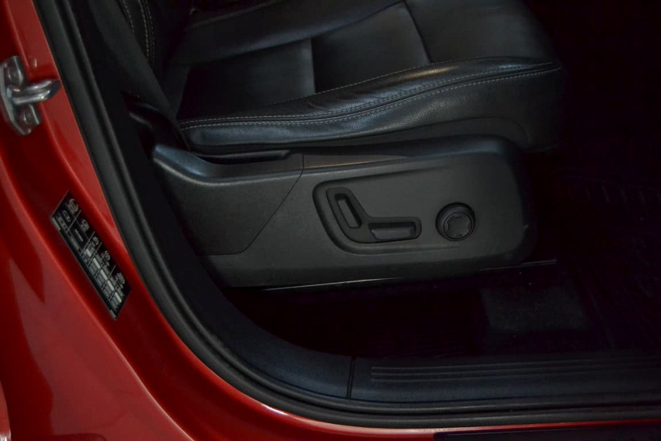 A WINNER SPORTY DIESEL!!!| 2018 VOLVO XC40 D4 MOMENTUM AWD GEARTRONIC id: 451844