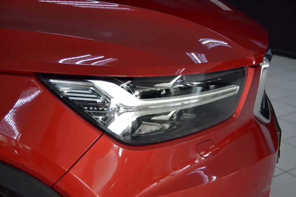 A WINNER SPORTY DIESEL!!!| 2018 VOLVO XC40 D4 MOMENTUM AWD GEARTRONIC id: 451844