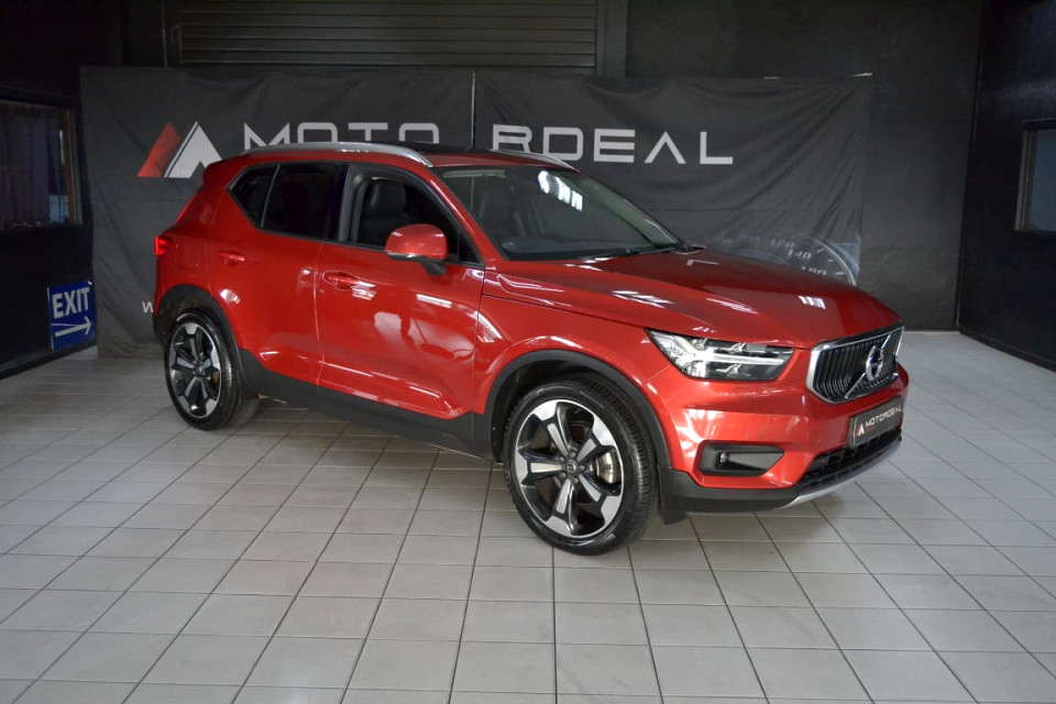 A WINNER SPORTY DIESEL!!!| 2018 VOLVO XC40 D4 MOMENTUM AWD GEARTRONIC id: 451844