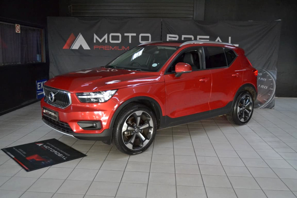 A WINNER SPORTY DIESEL!!!| 2018 VOLVO XC40 D4 MOMENTUM AWD GEARTRONIC id: 451844