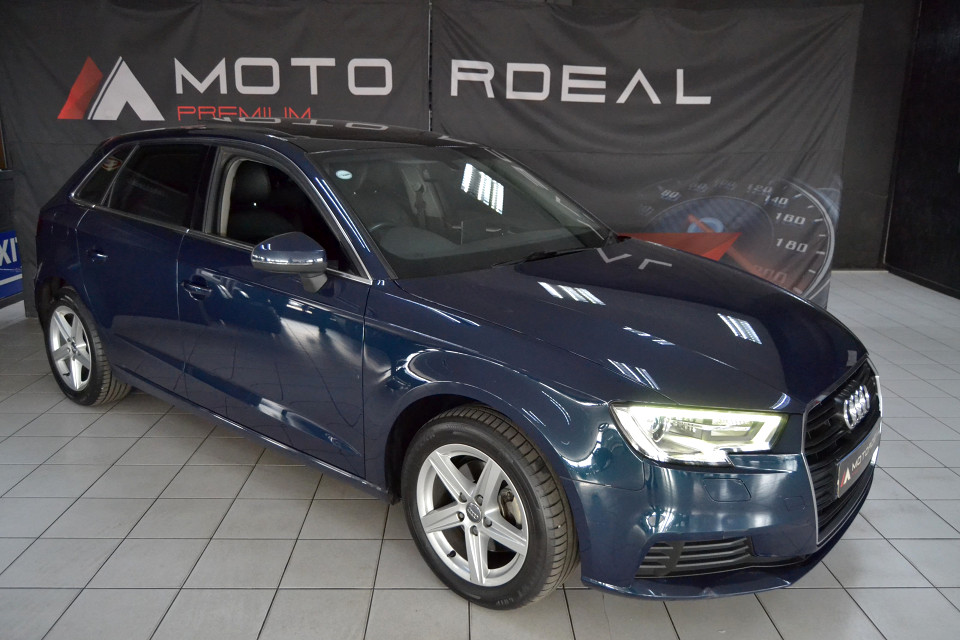 **# S-TRONIC # SUNROOF # LEATHER # FULL HISTORY** | 2019 AUDI A3 SPORTBACK 30 TFSI S TRONIC | id: 403992