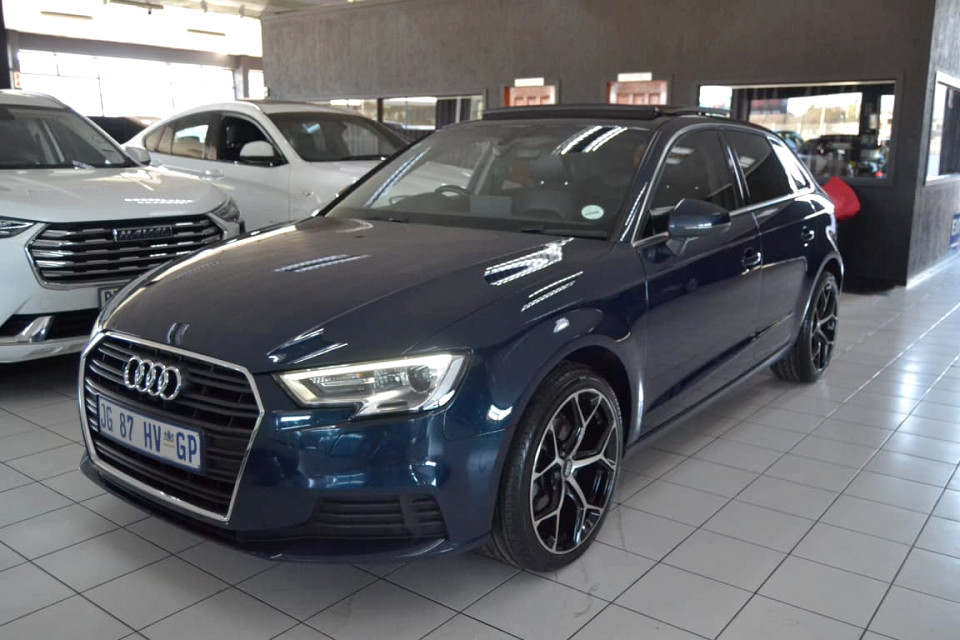 **# S-TRONIC # SUNROOF # LEATHER # FULL HISTORY** | 2019 AUDI A3 SPORTBACK 30 TFSI S TRONIC | id: 403992