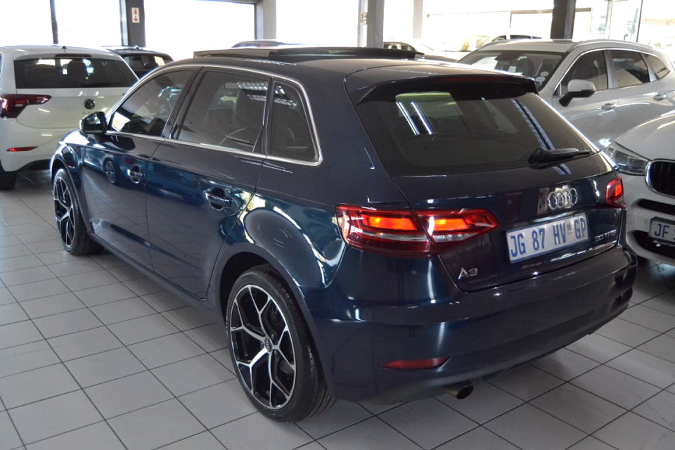 **# S-TRONIC # SUNROOF # LEATHER # FULL HISTORY** | 2019 AUDI A3 SPORTBACK 30 TFSI S TRONIC | id: 403992