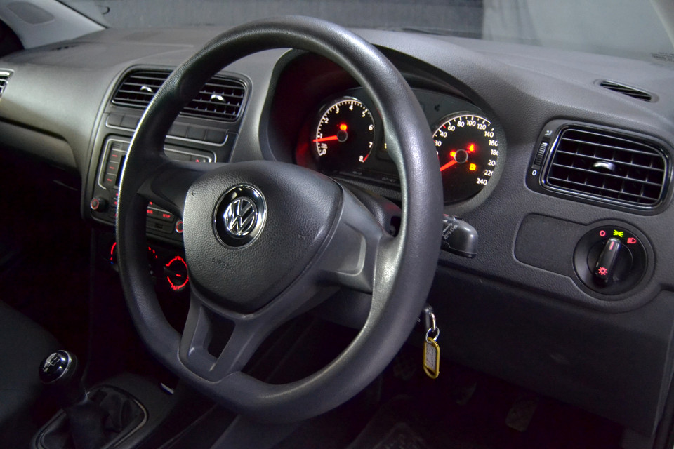 #BODYKIT!| 2019 VOLKSWAGEN POLO VIVO HATCH 1.4 TRENDLINE id: 386103