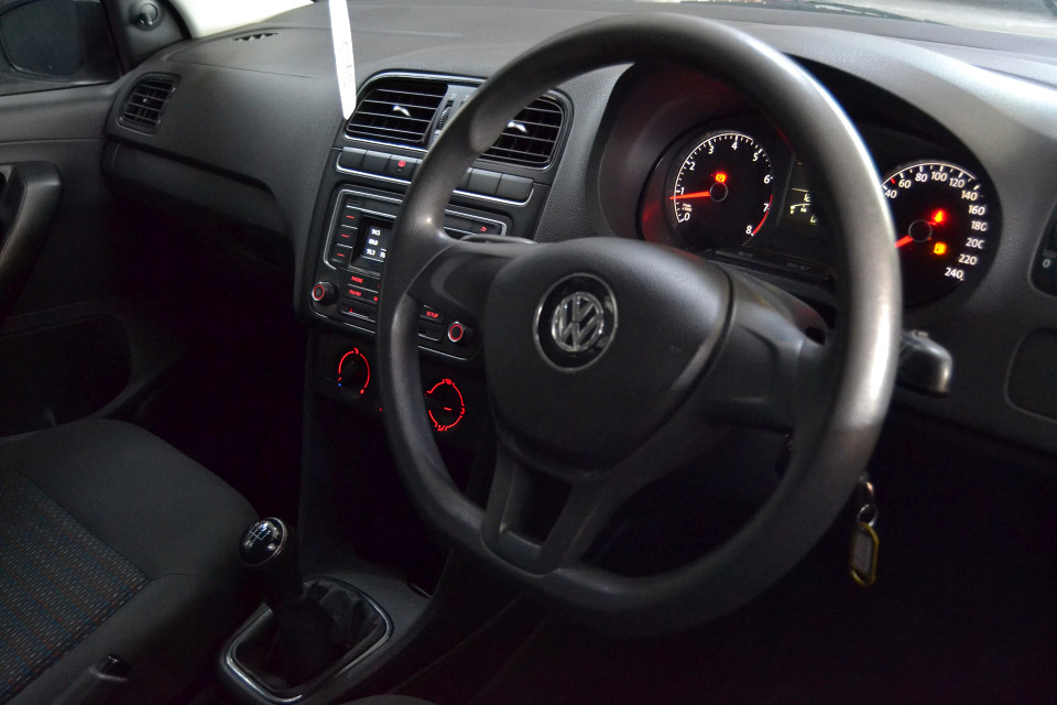 #BODYKIT!| 2019 VOLKSWAGEN POLO VIVO HATCH 1.4 TRENDLINE id: 386103