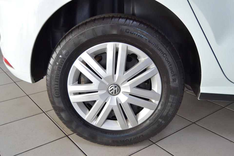 #BODYKIT!| 2019 VOLKSWAGEN POLO VIVO HATCH 1.4 TRENDLINE id: 386103