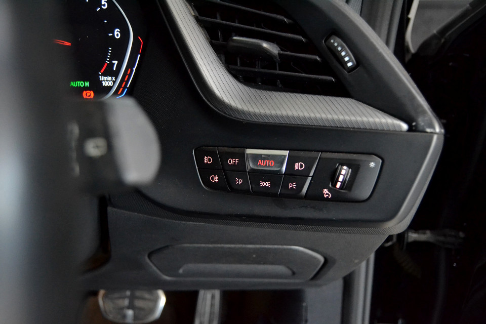 #LOOKER M-SPORT CLASSY!!! | 2020 BMW 1 SERIES 118i M SPORT SPORT STEPTRONIC id: 266712