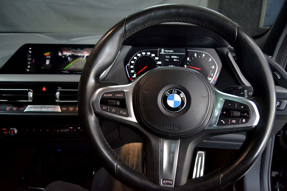 #LOOKER M-SPORT CLASSY!!! | 2020 BMW 1 SERIES 118i M SPORT SPORT STEPTRONIC id: 266712