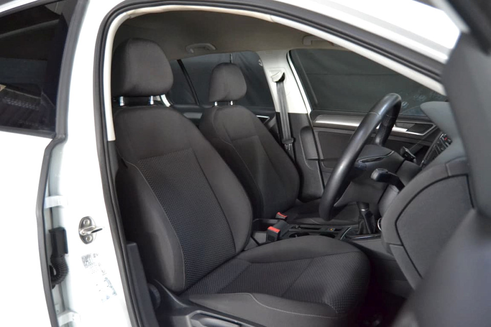 #LOWEST KM IN RSA!!!| 2020 VOLKSWAGEN GOLF VII 1.0 TSI TRENDLINE id: 418405