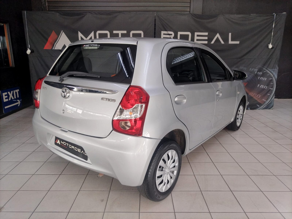 #NEAT HATCH DEAL NOT TO BE MISSED| 2014 TOYOTA ETIOS 1.5 Xs 5-DOOR id: 514728