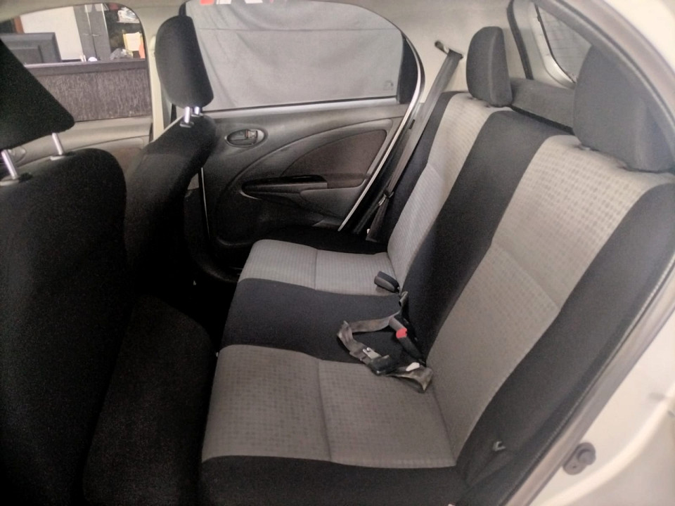 #NEAT HATCH DEAL NOT TO BE MISSED| 2014 TOYOTA ETIOS 1.5 Xs 5-DOOR id: 514728