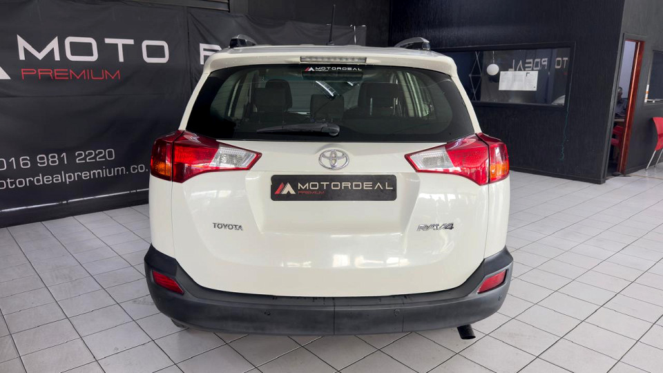 #SUV BARGAIN!!!| 2015 TOYOTA RAV4 2.0 GX 4X2 id: 510711