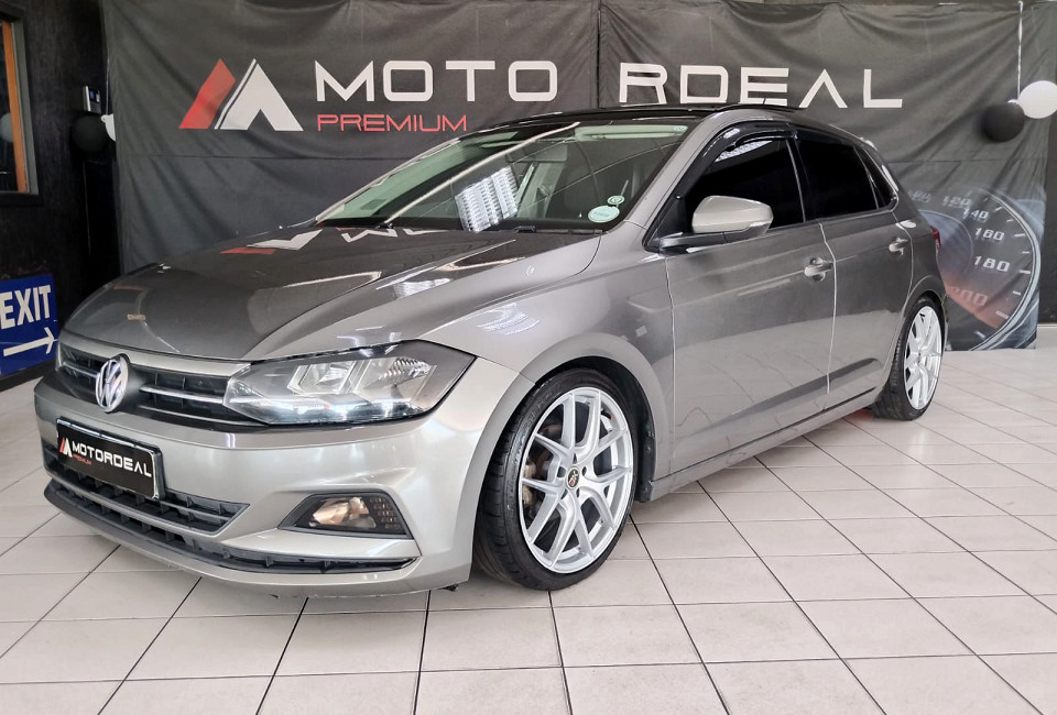 SUNROOF + DROPPED SUSPENSION| 2018 VOLKSWAGEN POLO 1.0 COMFORTLINE id: 505731