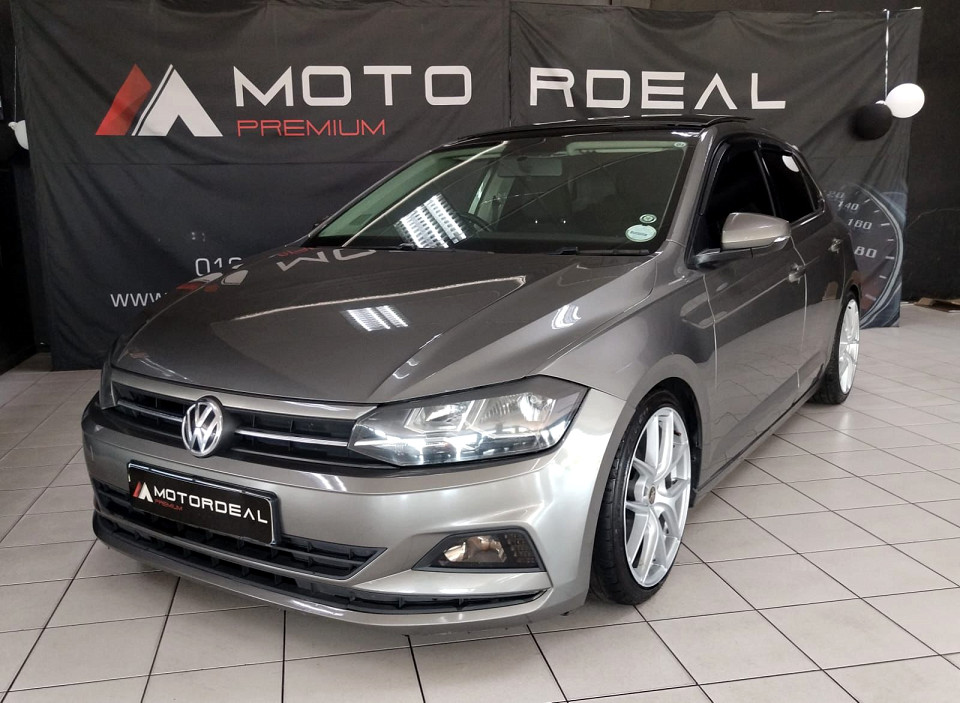 SUNROOF + DROPPED SUSPENSION| 2018 VOLKSWAGEN POLO 1.0 COMFORTLINE id: 505731