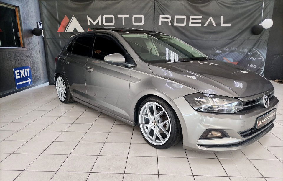 SUNROOF + DROPPED SUSPENSION| 2018 VOLKSWAGEN POLO 1.0 COMFORTLINE id: 505731