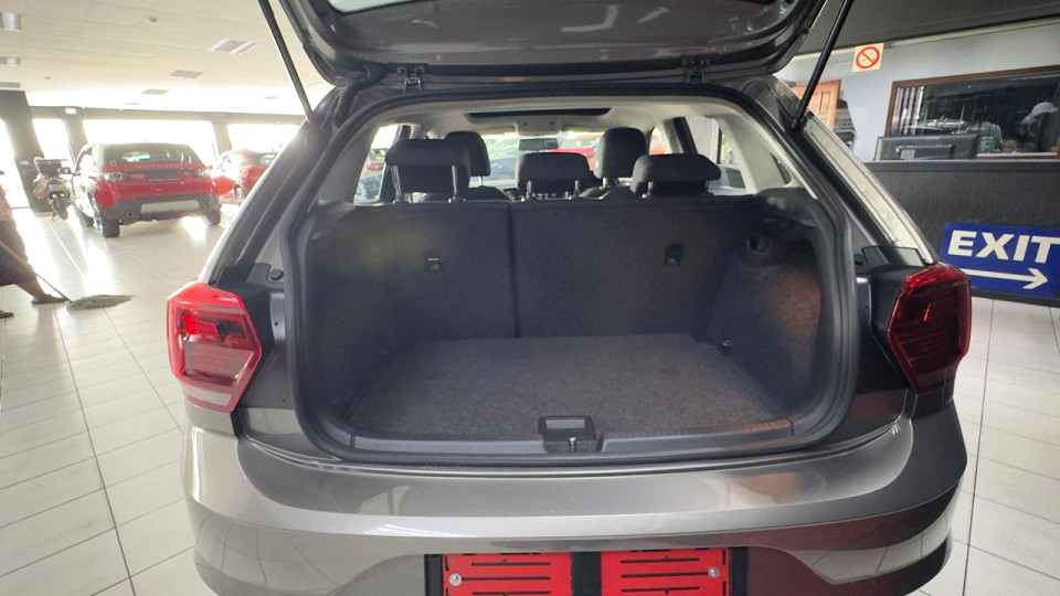 #HIGHLINE_AUTO_LUXURY| 2020 VOLKSWAGEN POLO HATCH 1.0 TSI  HIGHLINE DSG id: 505829