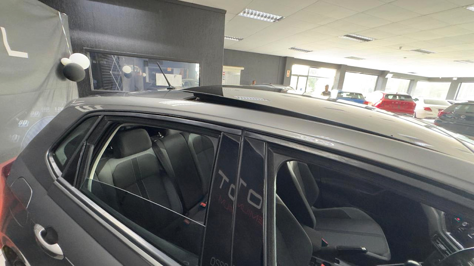 #HIGHLINE_AUTO_LUXURY| 2020 VOLKSWAGEN POLO HATCH 1.0 TSI  HIGHLINE DSG id: 505829