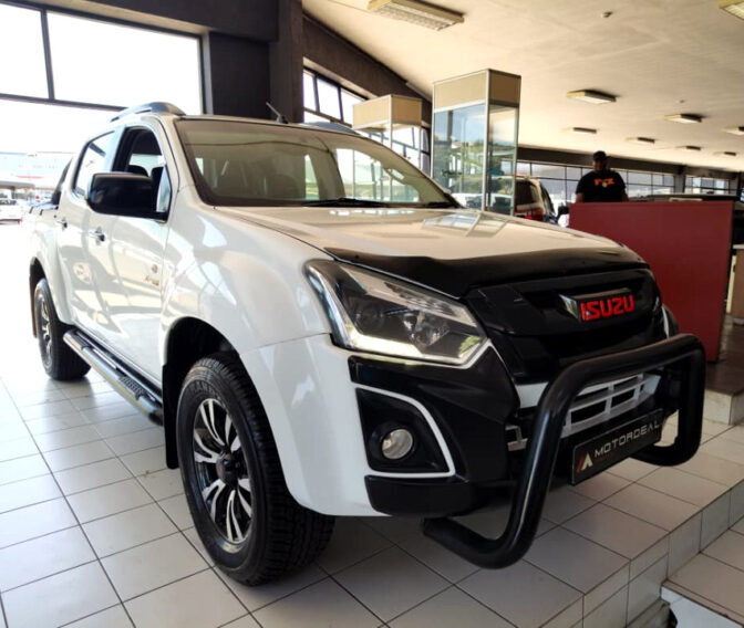 #BARGAIN 300 POWER SPORTY AUTOMATIC!!!| 2022 ISUZU D-MAX 300 X-RIDER D CAB AT id: 487563