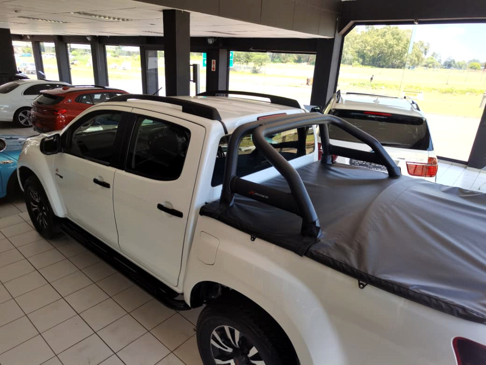 #BARGAIN 300 POWER SPORTY AUTOMATIC!!!| 2022 ISUZU D-MAX 300 X-RIDER D CAB AT id: 487563