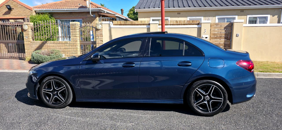 #LOOKER+BARGAIN!!!| 2022 MERCEDES-BENZ A-CLASS SEDAN 200 7G-DCT id: 523619