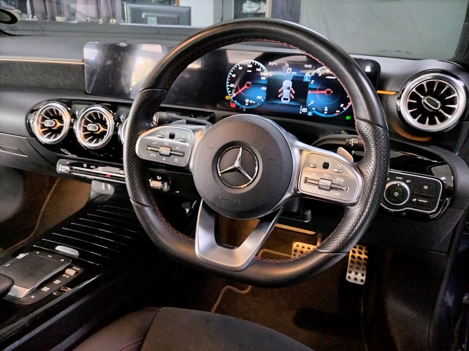 #LOOKER+BARGAIN!!!| 2022 MERCEDES-BENZ A-CLASS SEDAN 200 PROGRESSIVE id: 523619