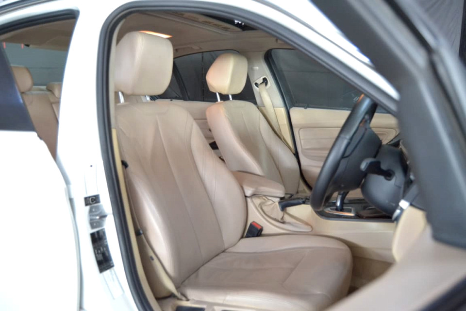 #SPORTY DIESEL+SUNROOF BARGAIN!!! | 2014 BMW 3 SERIES SEDAN 320d LUXURY LINE STEPTRONIC id: 423924