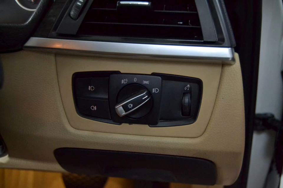 #SPORTY DIESEL+SUNROOF BARGAIN!!! | 2014 BMW 3 SERIES SEDAN 320d LUXURY LINE STEPTRONIC id: 423924