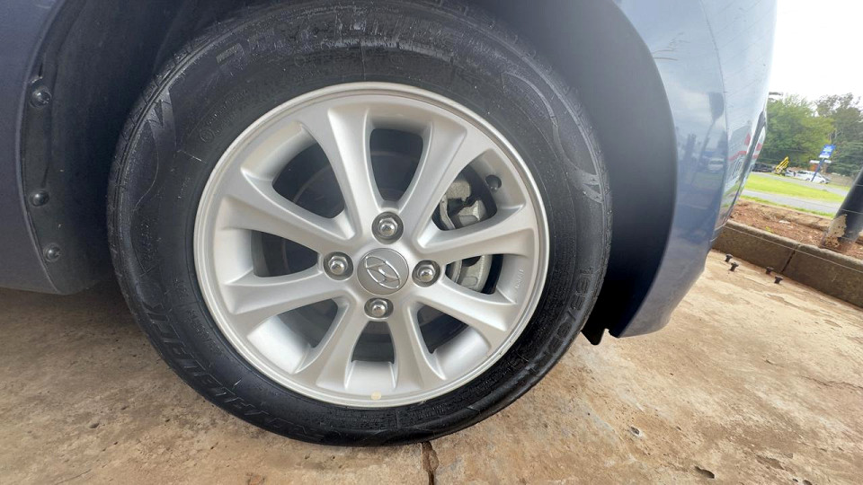 FUEL SAVER AUTOMATIC| 2016 HYUNDAI GRAND i10 1.2 FLUID AT id: 528841