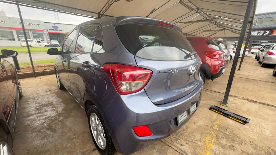 FUEL SAVER AUTOMATIC| 2016 HYUNDAI GRAND i10 1.2 FLUID AT id: 528841