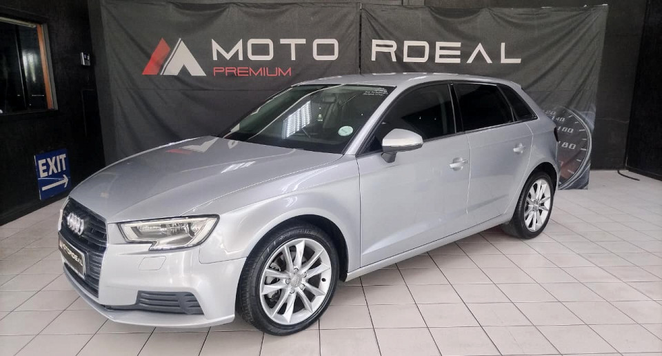 #BARGAIN SMART 5 DOOR AUTOMATIC !!!| 2019 AUDI A3 SPORTBACK 30 TFSI S TRONIC id: 528782