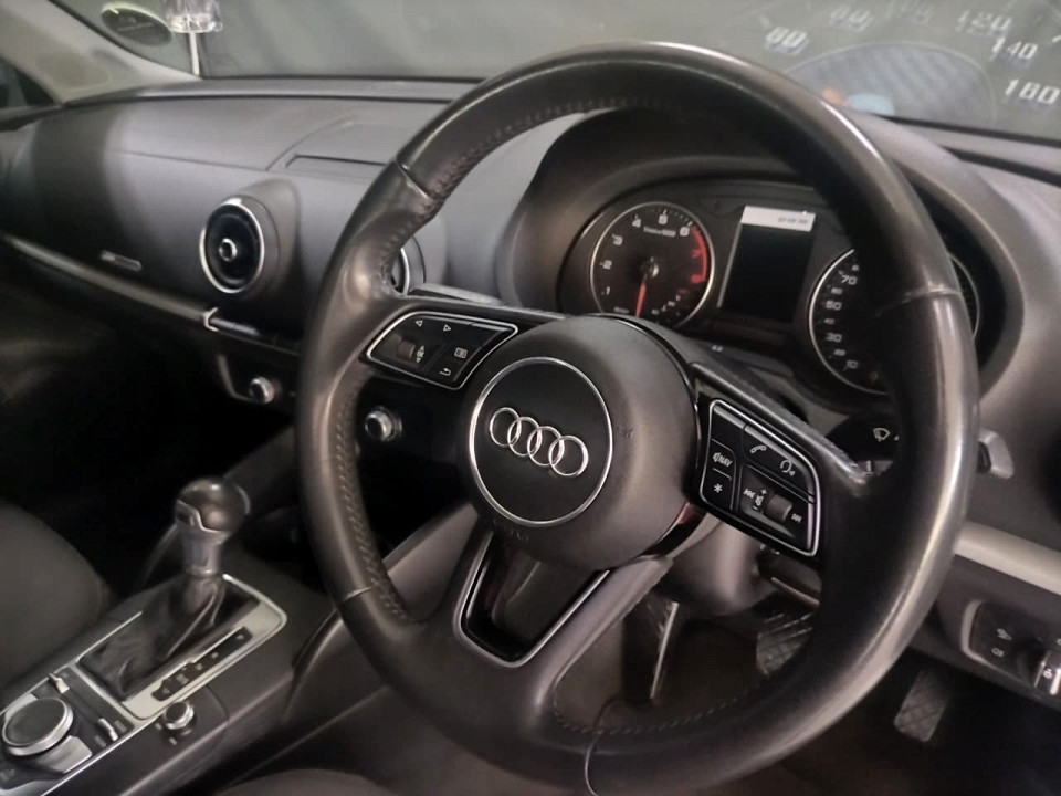 #BARGAIN SMART 5 DOOR AUTOMATIC !!!| 2019 AUDI A3 SPORTBACK 30 TFSI S TRONIC id: 528782