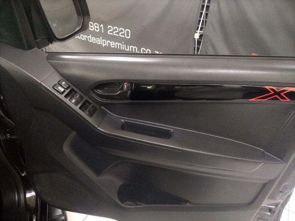 #BLACK EDITION Double Cab !!!| 2019 ISUZU KB 250 D-TEQ X-RIDER BLACK D/CAB id: 538199