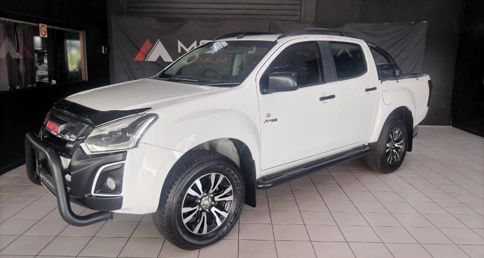 #BARGAIN 300 POWER SPORTY AUTOMATIC!!!| 2022 ISUZU D-MAX 300 X-RIDER D CAB AT id: 487563