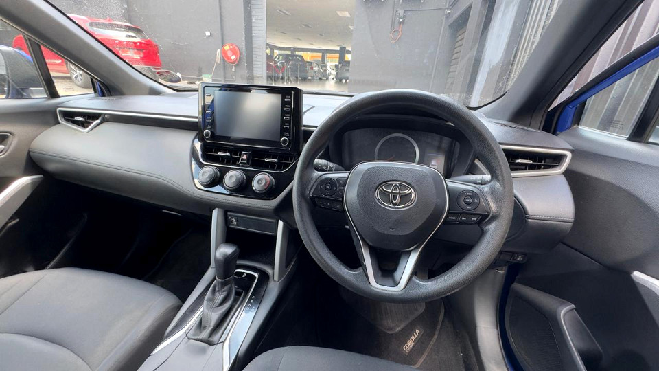 #BARGAIN POPULAR AUTOMATIC MPV !!!| 2023 TOYOTA COROLLA CROSS 1.8 Xi CVT id: 538225