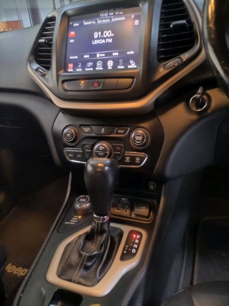 #BARGAIN!!!| 2014 JEEP CHEROKEE 3.2 LIMITED AWD id: 566285