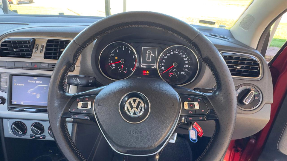 #SMART BUY!!! #SMART COLOUR!!!| 2015 VOLKSWAGEN POLO CROSSPOLO 1.2 TSI id: 549916