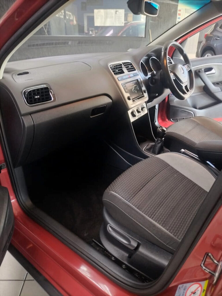 #SMART BUY!!! #SMART COLOUR!!!| 2015 VOLKSWAGEN POLO CROSSPOLO 1.2 TSI id: 549916