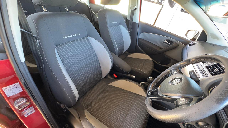 #SMART BUY!!! #SMART COLOUR!!!| 2015 VOLKSWAGEN POLO CROSSPOLO 1.2 TSI id: 549916