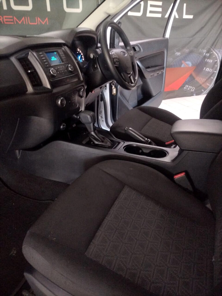 #SMART LOOKER AUTOMATIC !!!| 2020 FORD RANGER 2.2 TDCI XL 4X2 D CAB AT id: 557186