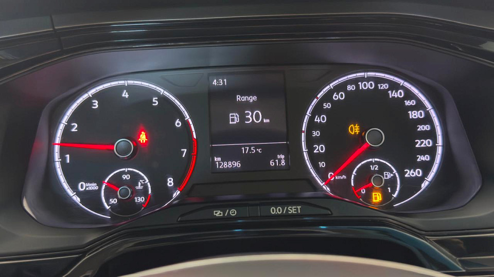 #SMART R-LINE+SUNROOF!!!   R-LINE styling.  LED Headlights... Reverse Camera...  Roof Spoiler...  and More!!!      | 2020 VOLKSWAGEN POLO HATCH 1.0 HIGHLINE id: 557080