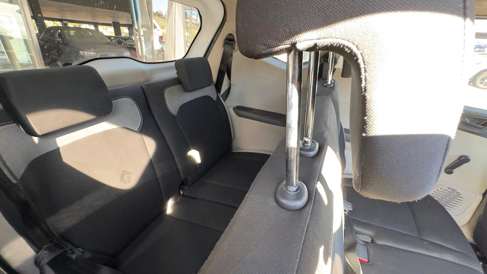 #7-SEATER FAMILY BARGAIN| 2025 RENAULT TRIBER 1.0 LIFE id: 566270