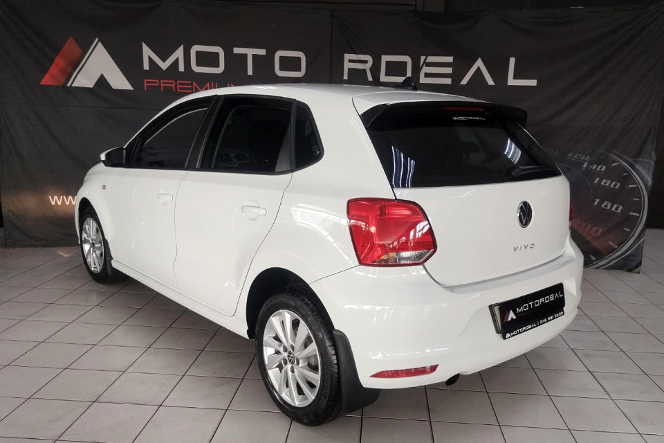 #VERY LOW KM BARGAIN!!!| 2025 VOLKSWAGEN POLO VIVO HATCH 1.4 LIFE id: 562777