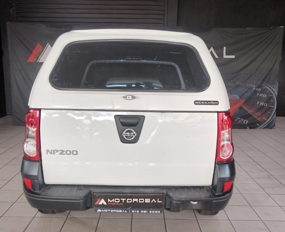 #CANOPY+LOW Km !!! | 2018 NISSAN NP200 1.6 8V AC SAFETY PACK id: 600878