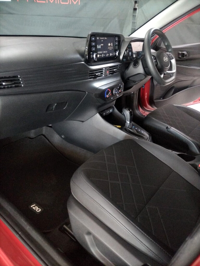 #LOWEST Km 2-TONE BARGAIN !!!| 2025 HYUNDAI i20 1.4 PREMIUM AT id: 537604