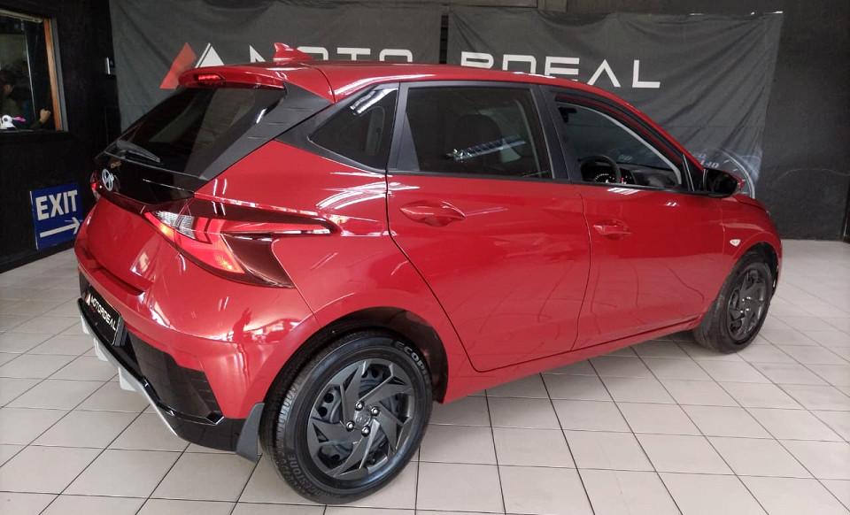 #LOWEST Km 2-TONE BARGAIN !!!| 2025 HYUNDAI i20 1.4 PREMIUM AT id: 537604