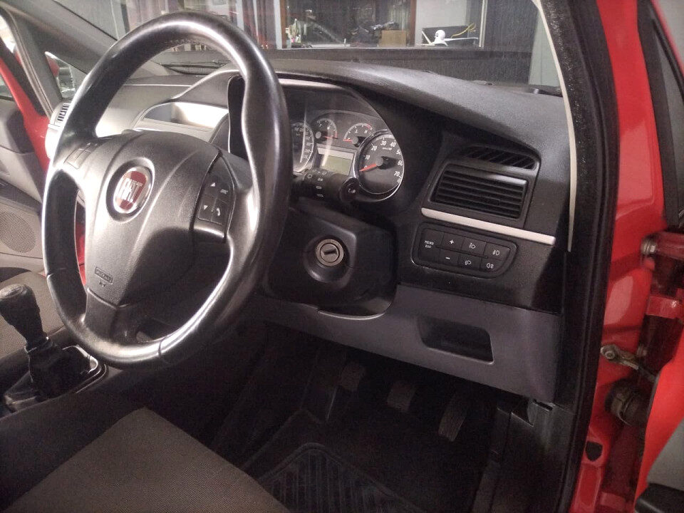 #BEST BARGAIN!!! | 2011 FIAT PUNTO 1.4i EMOTION | id: 575924
