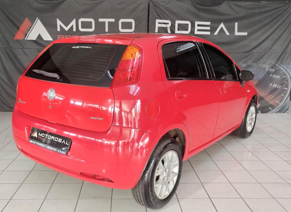 #BEST BARGAIN!!! | 2011 FIAT PUNTO 1.4i EMOTION | id: 575924